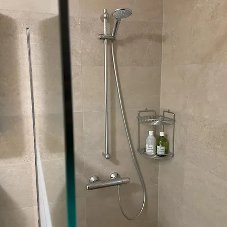 Belle Avec Piscine Proche De Geneve *