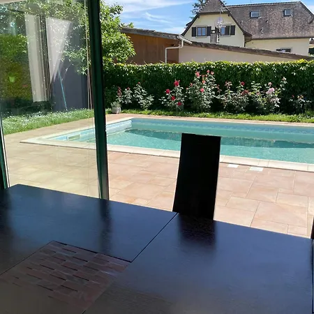 Belle Avec Piscine Proche De Geneve *